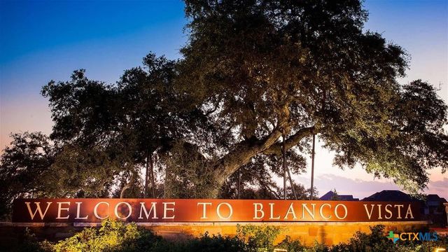 151 Friendship Oak Drive, San Marcos, TX 78666