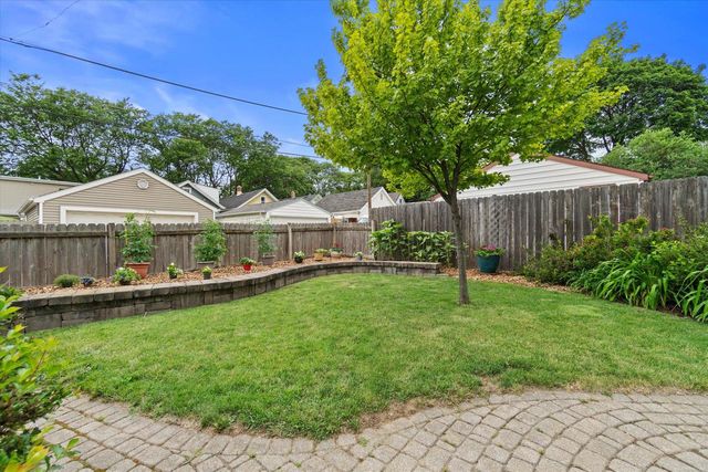 307 S 62nd STREET, Milwaukee, WI 53214