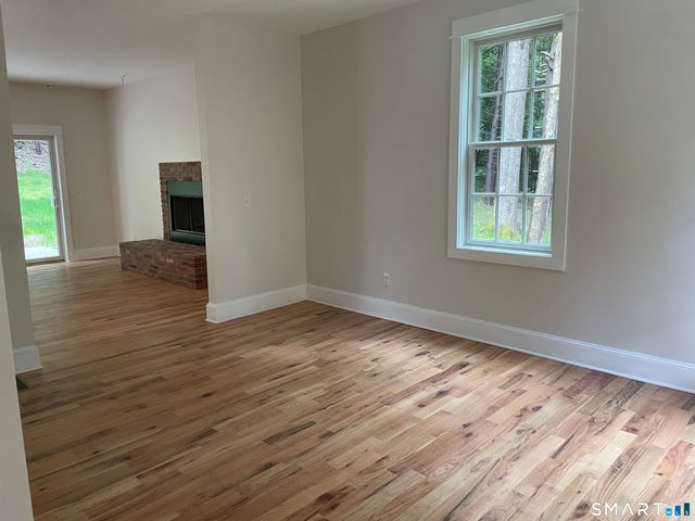 11 Evergreen Drive, Roxbury, CT 06783