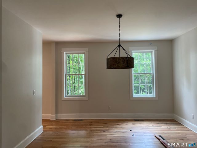 11 Evergreen Drive, Roxbury, CT 06783