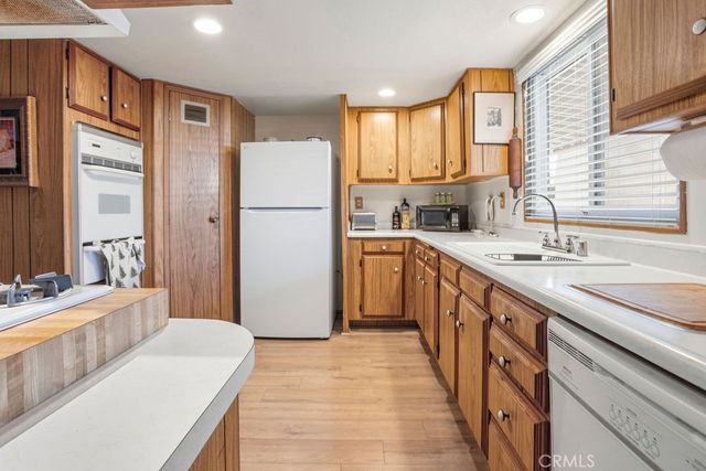 24921 Muirlands Boulevard 267, Lake Forest, CA 92630