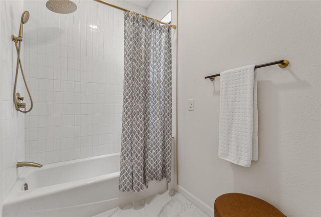 125 Shepherds Glen Road, Heath, TX 75032