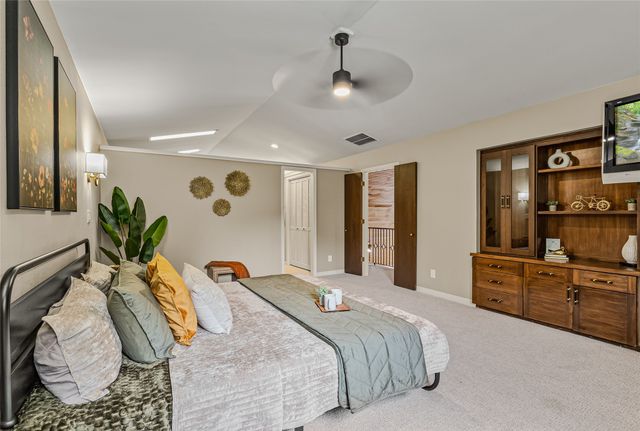 125 Shepherds Glen Road, Heath, TX 75032