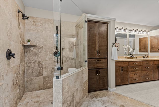 125 Shepherds Glen Road, Heath, TX 75032
