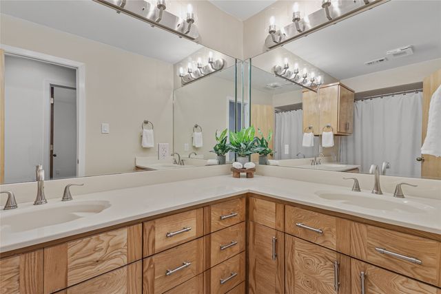 125 Shepherds Glen Road, Heath, TX 75032