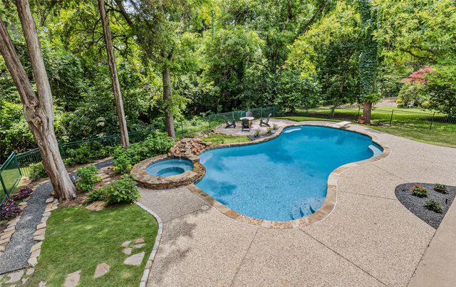 125 Shepherds Glen Road, Heath, TX 75032