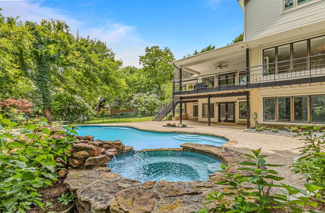 125 Shepherds Glen Road, Heath, TX 75032