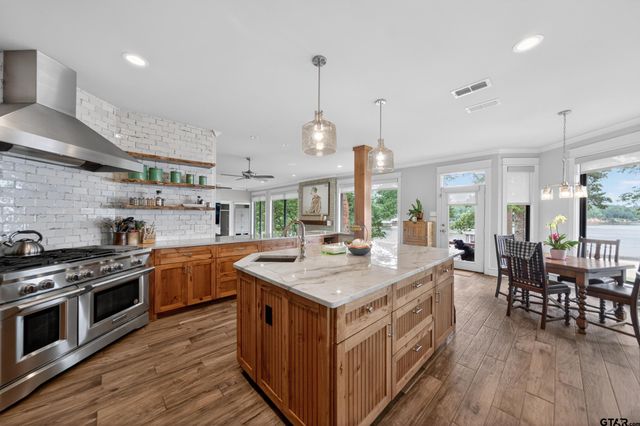 18809 Lazy Ln, Flint, TX 75762