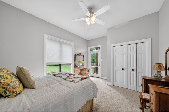 18809 Lazy Ln, Flint, TX 75762