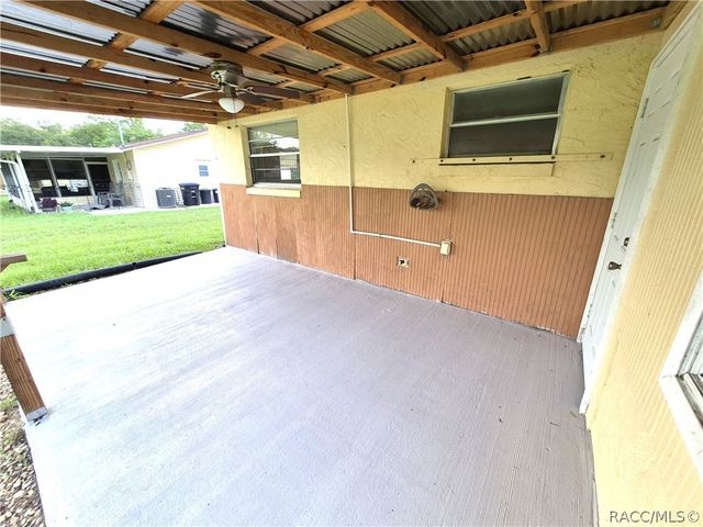 8 SJ Kellner Boulevard, Beverly Hills, FL 34465