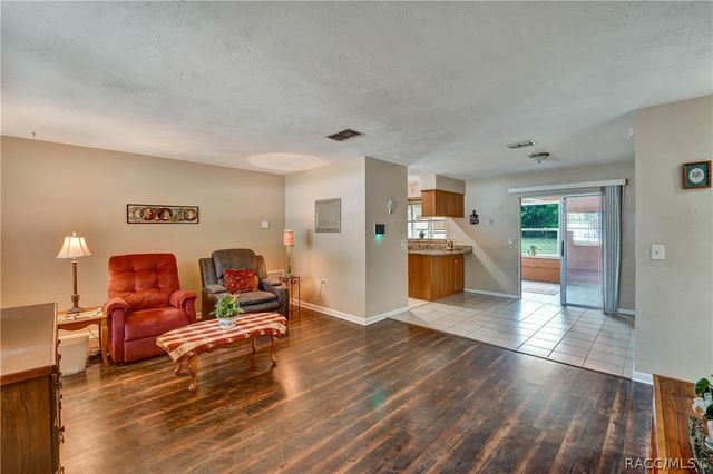 8 SJ Kellner Boulevard, Beverly Hills, FL 34465