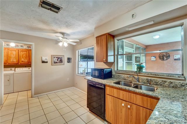 8 SJ Kellner Boulevard, Beverly Hills, FL 34465