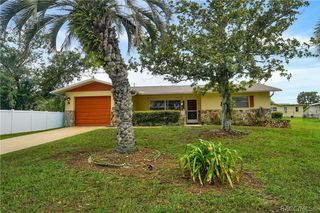 8 SJ Kellner Boulevard, Beverly Hills, FL 34465