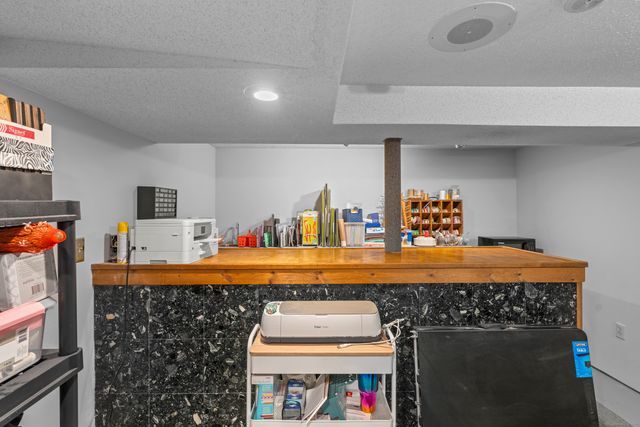 31 Louis Lane, Colchester, CT 06415