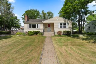31 Louis Lane, Colchester, CT 06415