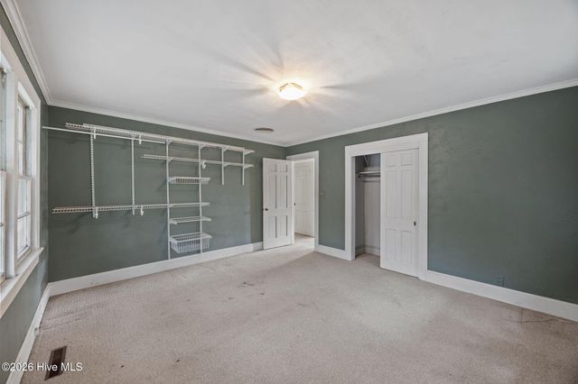 1709 S Elm Street, Greenville, NC 27858