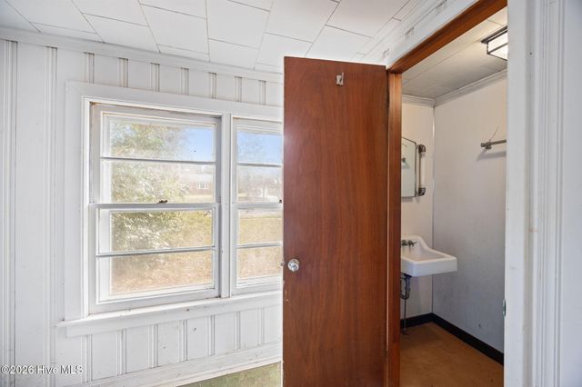 1709 S Elm Street, Greenville, NC 27858