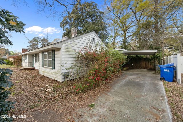 1709 S Elm Street, Greenville, NC 27858