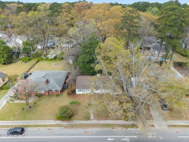 1709 S Elm Street, Greenville, NC 27858