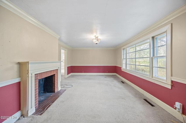 1709 S Elm Street, Greenville, NC 27858