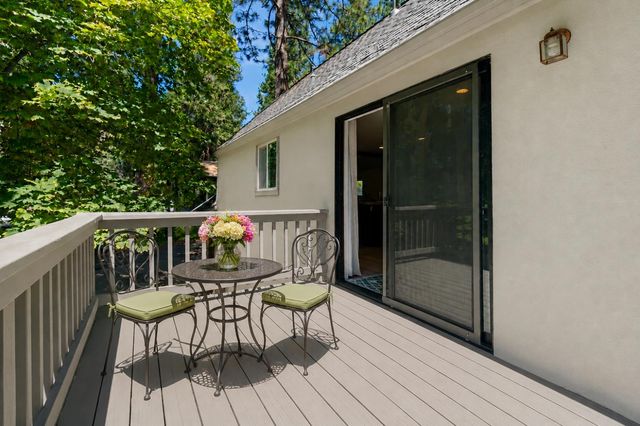 4934 Cedar Dr, Camino, CA 95709