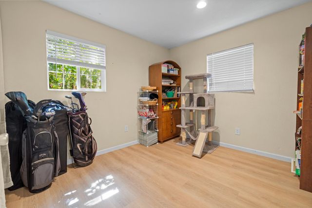 4934 Cedar Dr, Camino, CA 95709