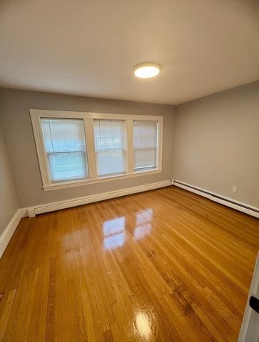 41 Cleveland Ave 41, Braintree, MA 02184