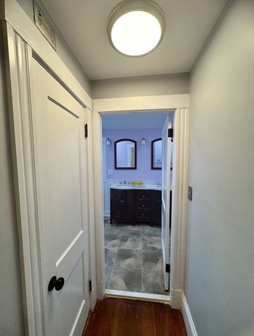 41 Cleveland Ave 41, Braintree, MA 02184