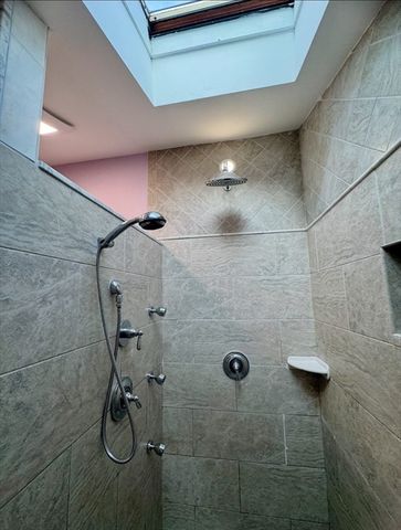 41 Cleveland Ave 41, Braintree, MA 02184