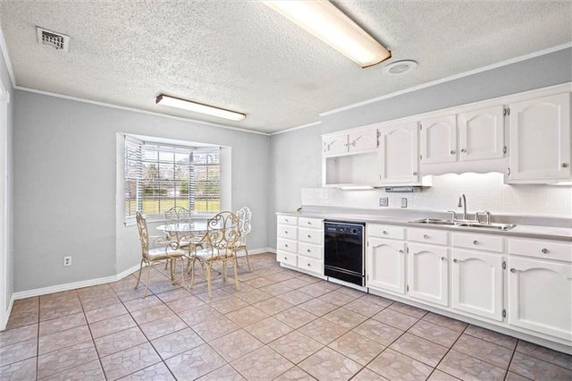 8090 Murray Hill Road, Irvington, AL 36544