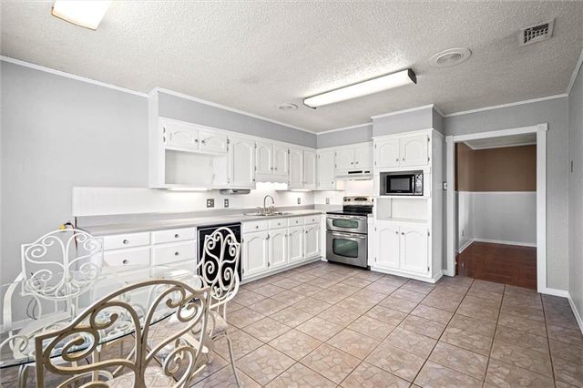 8090 Murray Hill Road, Irvington, AL 36544