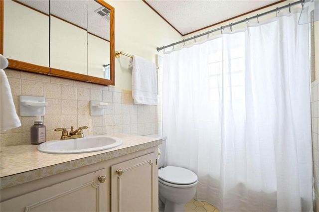 8090 Murray Hill Road, Irvington, AL 36544