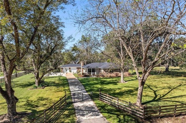 8090 Murray Hill Road, Irvington, AL 36544