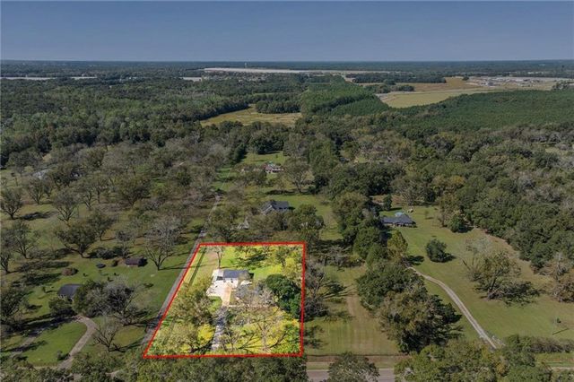 8090 Murray Hill Road, Irvington, AL 36544