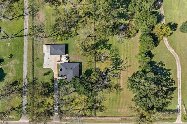 8090 Murray Hill Road, Irvington, AL 36544