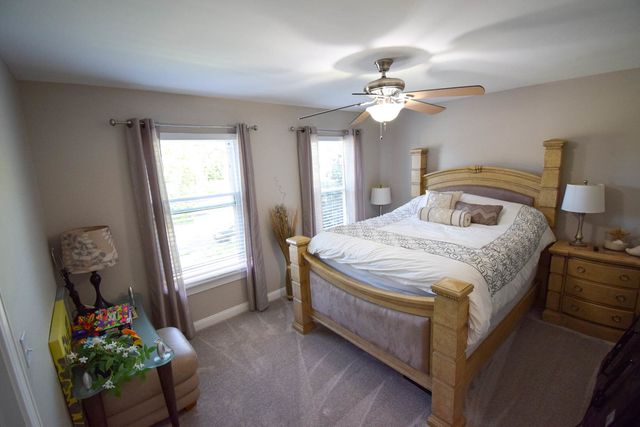2002 Kennedy Drive, Mchenry, IL 60050