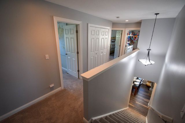 2002 Kennedy Drive, Mchenry, IL 60050
