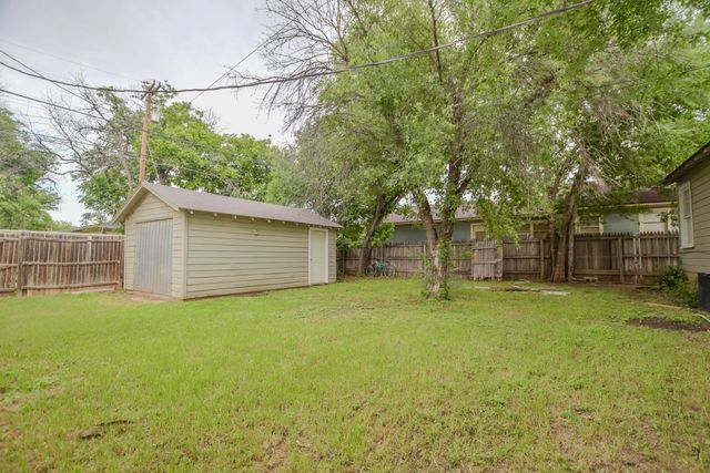 206 N Bishop Street, San Angelo, TX 76901