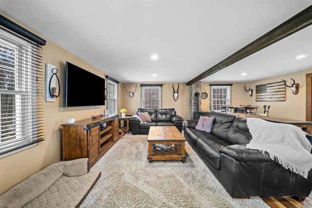 47 Edwards Mill Road, Chester, NH 03036