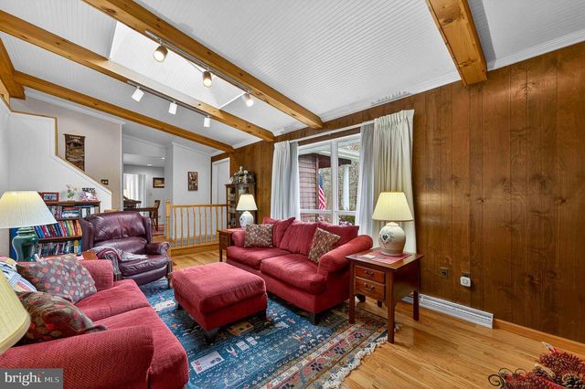 128 NAKORA DR, Blakeslee, PA 18610