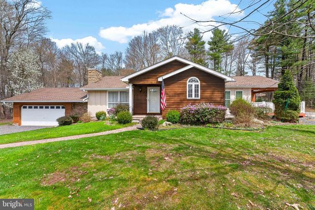 128 NAKORA DR, Blakeslee, PA 18610