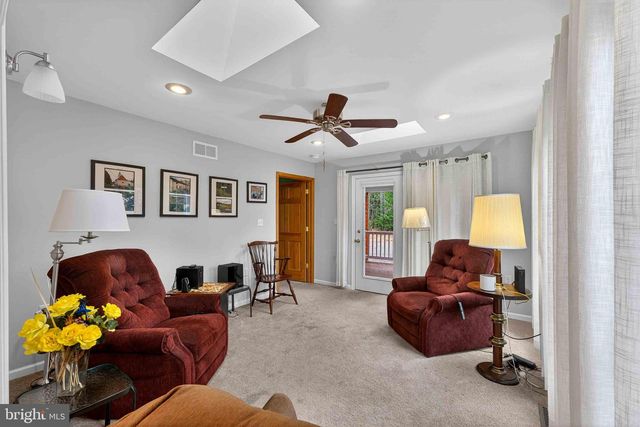 128 NAKORA DR, Blakeslee, PA 18610