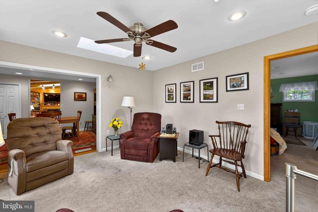 128 NAKORA DR, Blakeslee, PA 18610