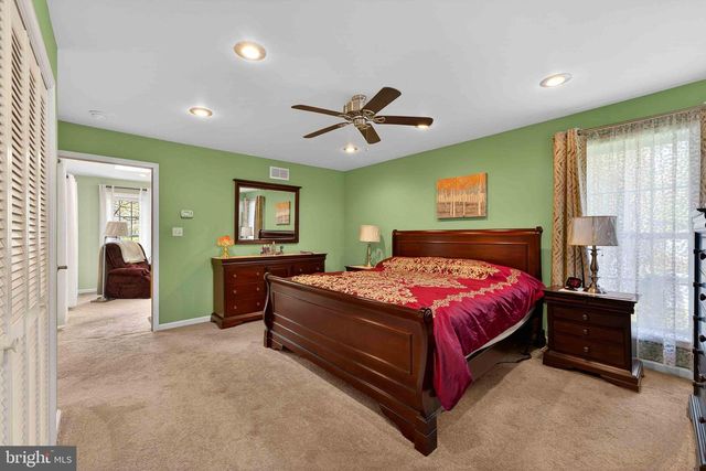 128 NAKORA DR, Blakeslee, PA 18610