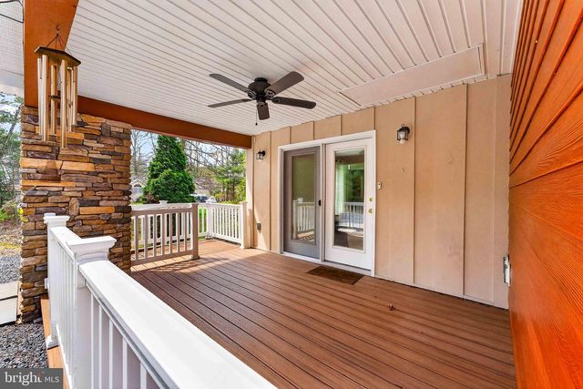 128 NAKORA DR, Blakeslee, PA 18610