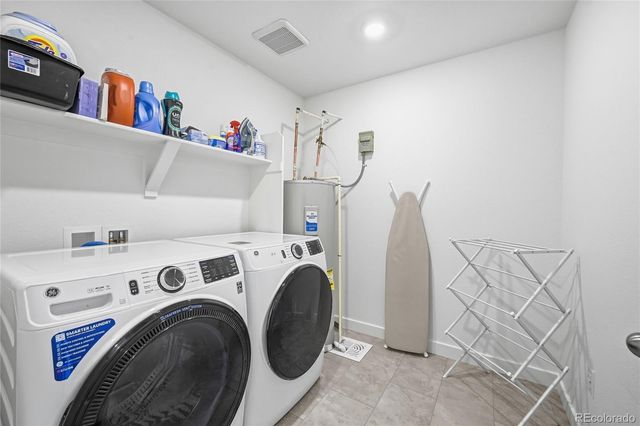 24465 E Evans Drive, Aurora, CO 80018