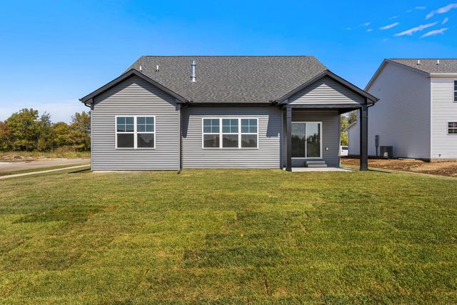 19 Meadow Drive, Monticello, IL 61856