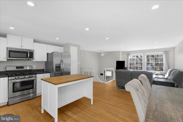 2942 E ALMONDBURY DR, Pasadena, MD 21122