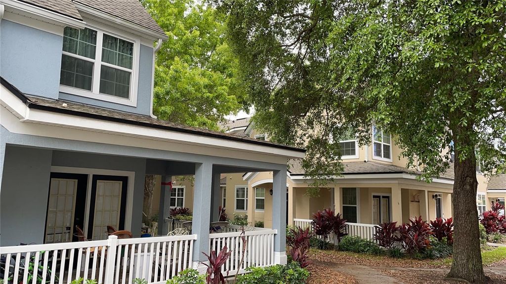 Image 4 of property listing at 3368 PARKCHESTER SQUARE BOULEVARD 202, Orlando, FL 32835