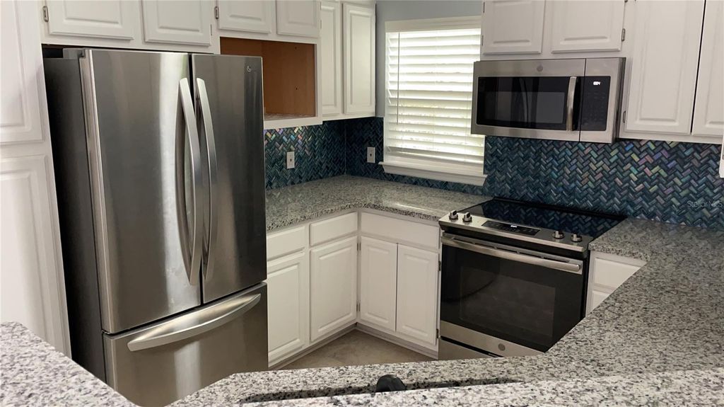 Image 9 of property listing at 3368 PARKCHESTER SQUARE BOULEVARD 202, Orlando, FL 32835